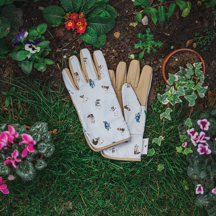 Wrendale Designs 'Blooming with Love' Dog Garden Gloves - Hothouse