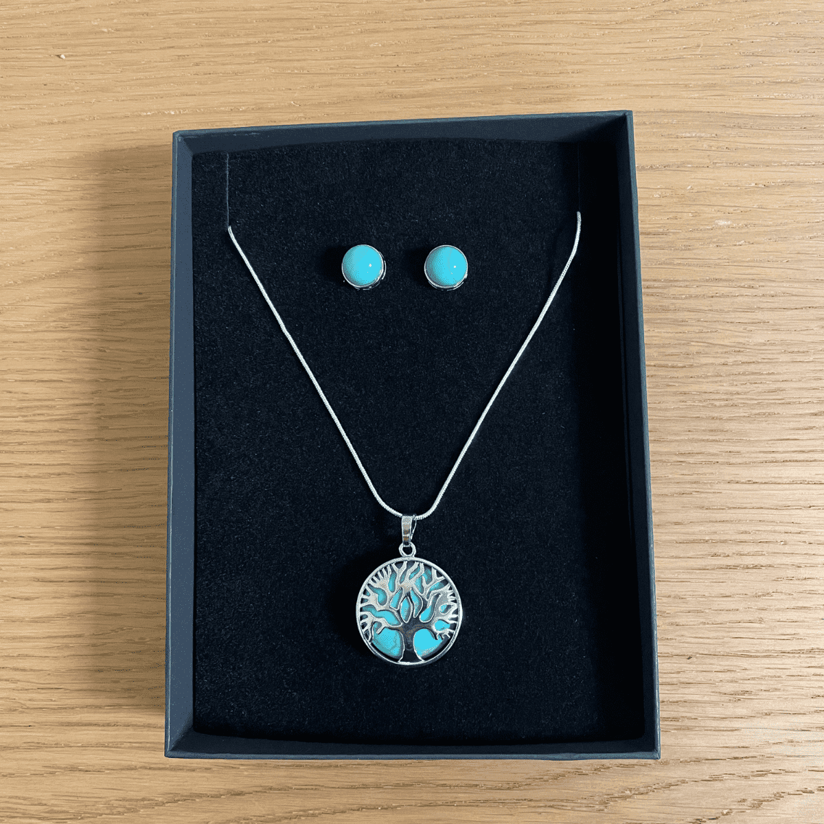 Turquoise tree 2025 of life pendant